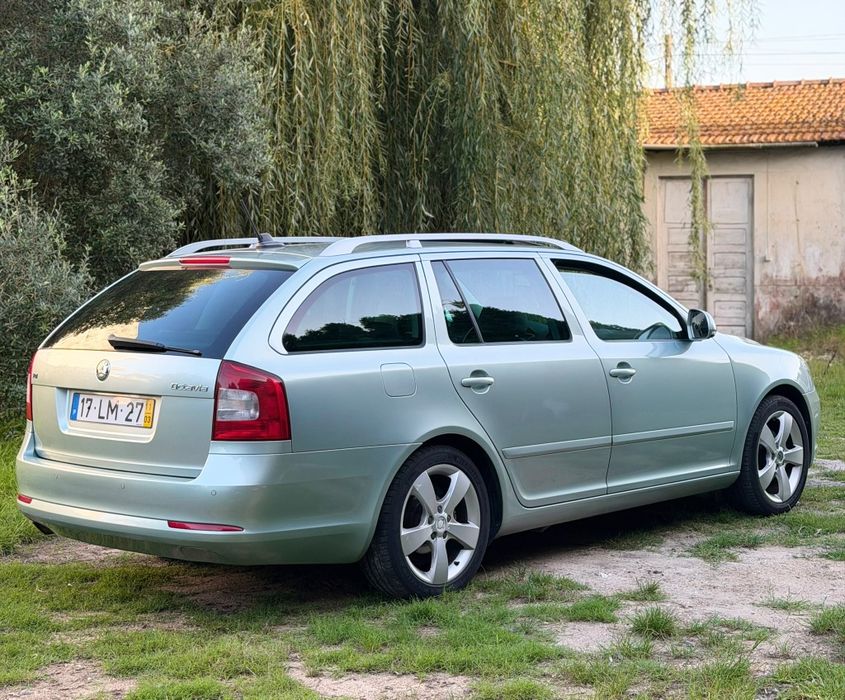 Skoda Octávia Break Sportline 1.6 TDI  -2011