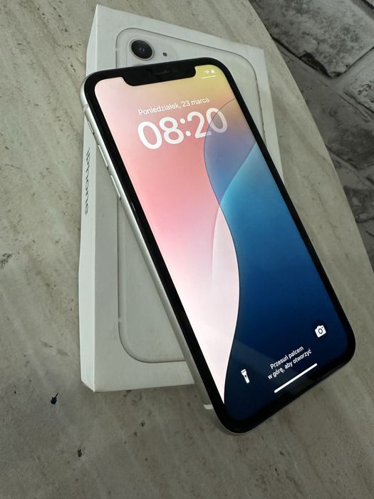 sprzedam iphone 11