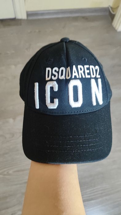 Dsquared2 кепка дескьюаред