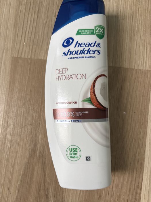 head and shoulders shampoo