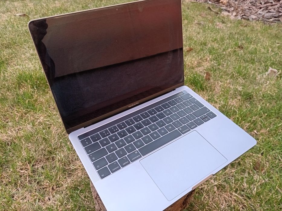 Запчастини до ноутбука MacBook Pro 13 2018 i5/16/256