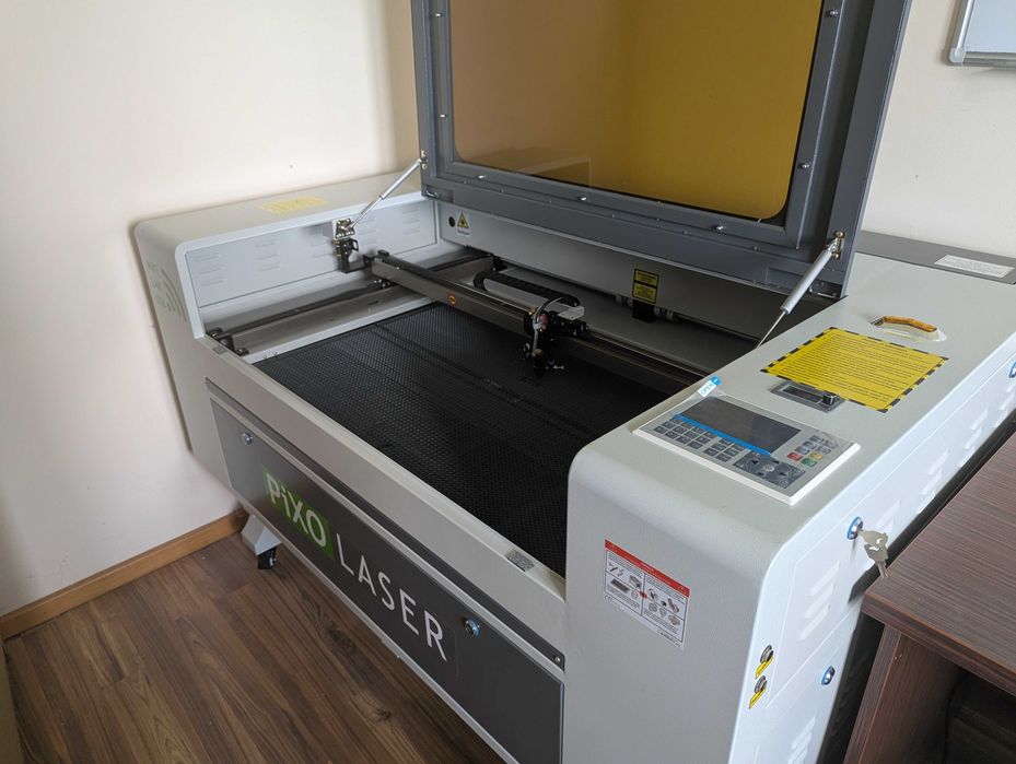 PiXO Laser 90x60cm M2 60W
