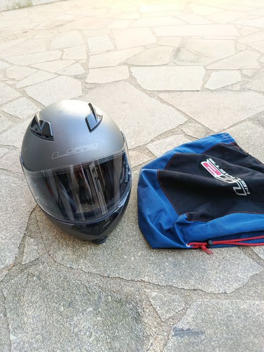 Capacete para andar de moto LS2