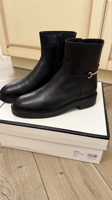 Steve Madden черевики жіночі 8.5