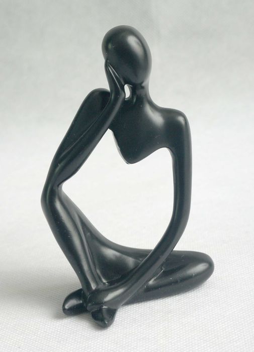 Фигурки в стиле модерн на полку, домашний декор