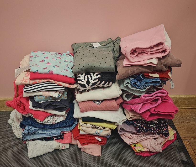 Paka, zestaw ubrań dla dziewczynki 86