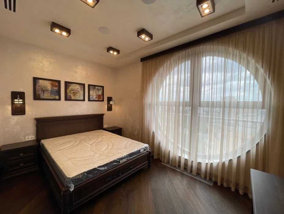 Продам элитный двухуровневый пентхаус в ЖК Источник Ботанический Сад