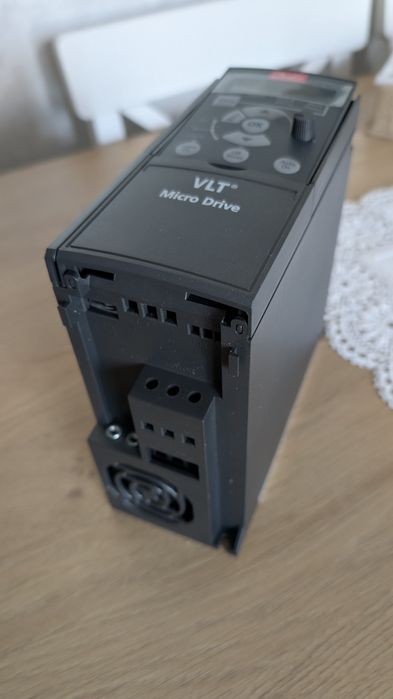 Преобразователь частоты частотник Danfoss FC-51 4kW