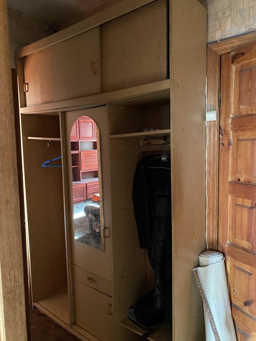 Меблі безкоштовно