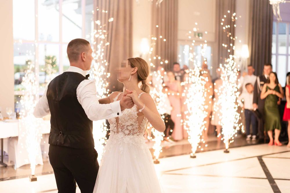 Sprzedam suknię ślubną Minty Tom Sebastien