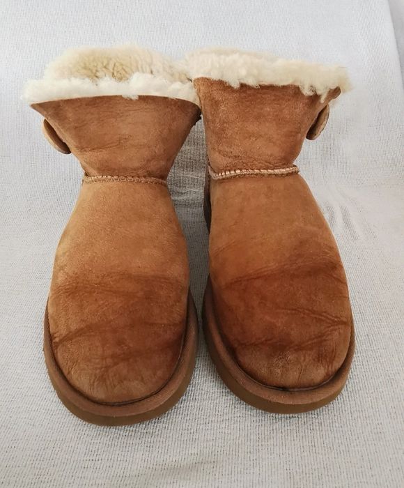 Ugg Australia Mini Bailey Button saszki śniegowce 37