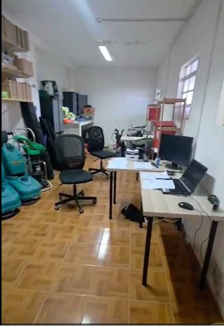 Escritório com 40m²