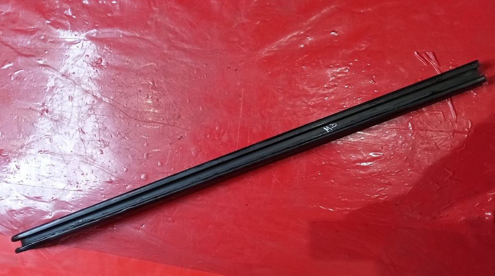 Направляюча двері Master 3 зсувної Рено Мастер направляющая Мовано М3