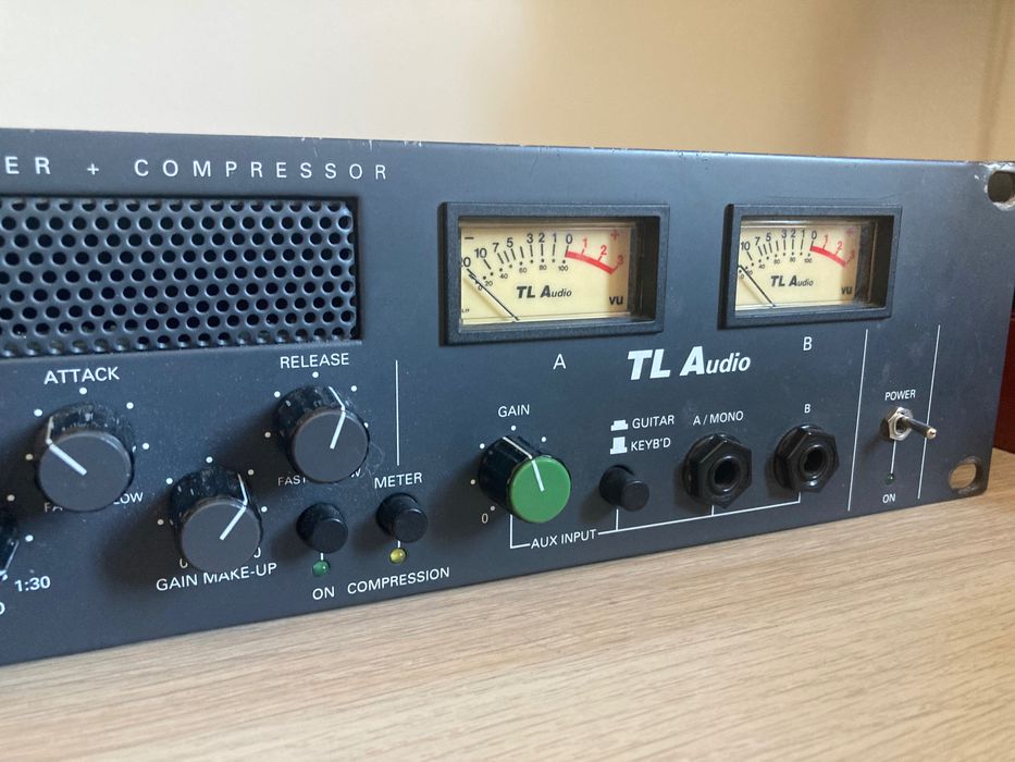 TL Audio C1 – Legendarny lampowy kompresor, wersja szara PROMO