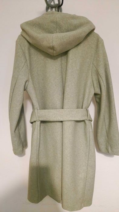 Wiosenno - jesienny płaszczyk damski Zara