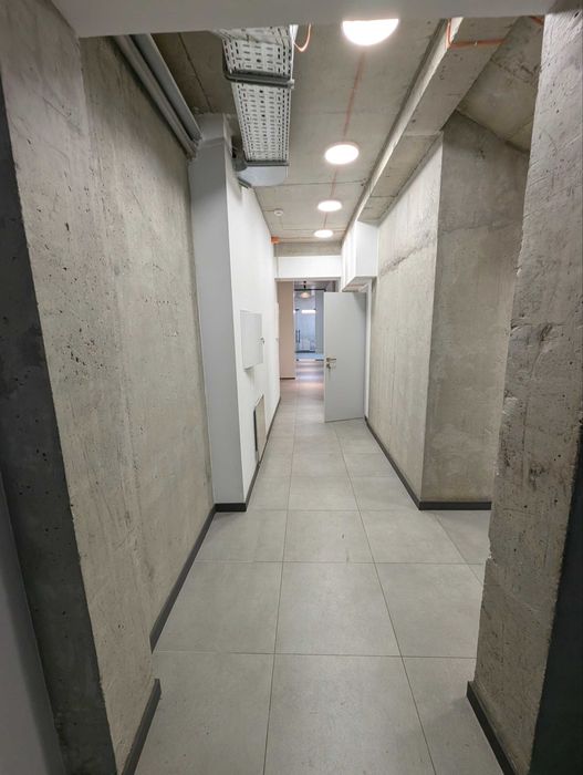 Продаж приміщення 395м2.,вул. В.Великого ЖК Америка Без комісії