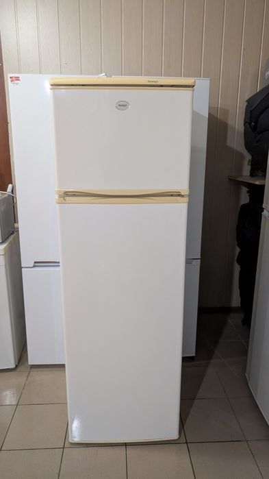 Холодильник Snaige