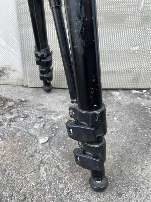 Алюминиевый штатив с редуктором Manfrotto 475B + головка 501