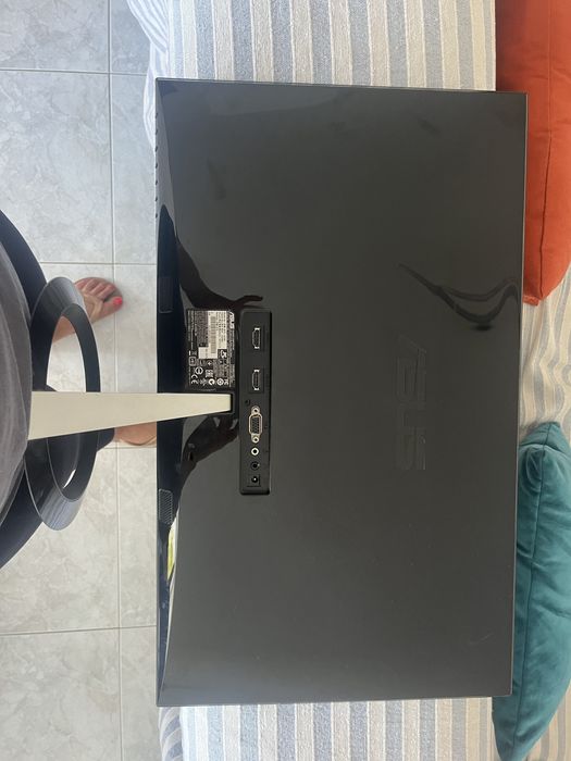 Monitor Asus em bom estado