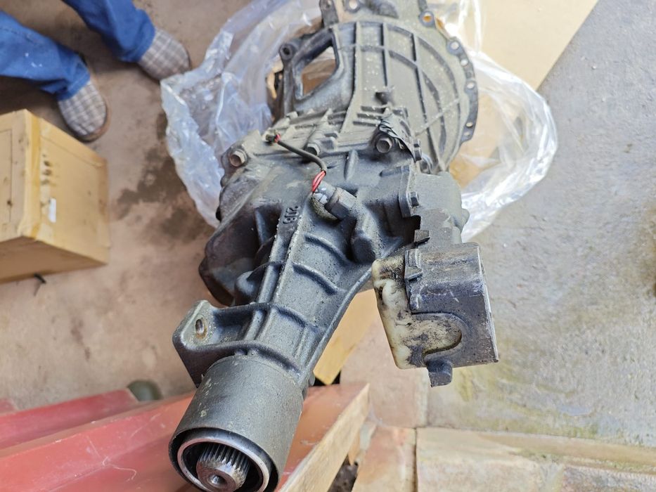 Caixa velocidades Opel Campo 2.5 TD NOVA