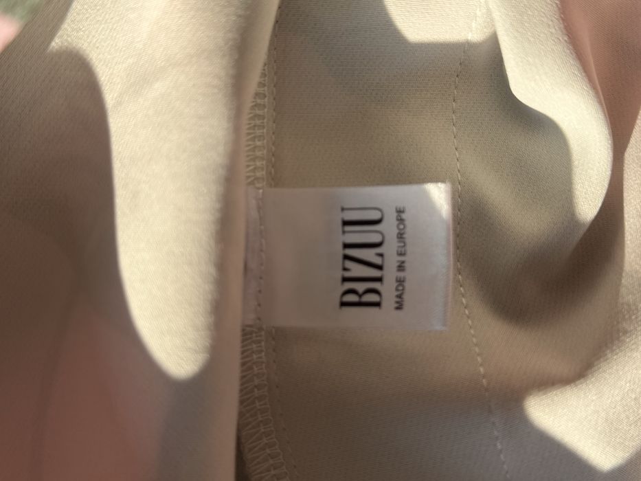 Bluza Bizuu roz. 36 38 kaptur