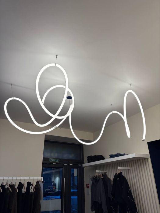 Неонова лампа фігурна люстра дизайнерська
