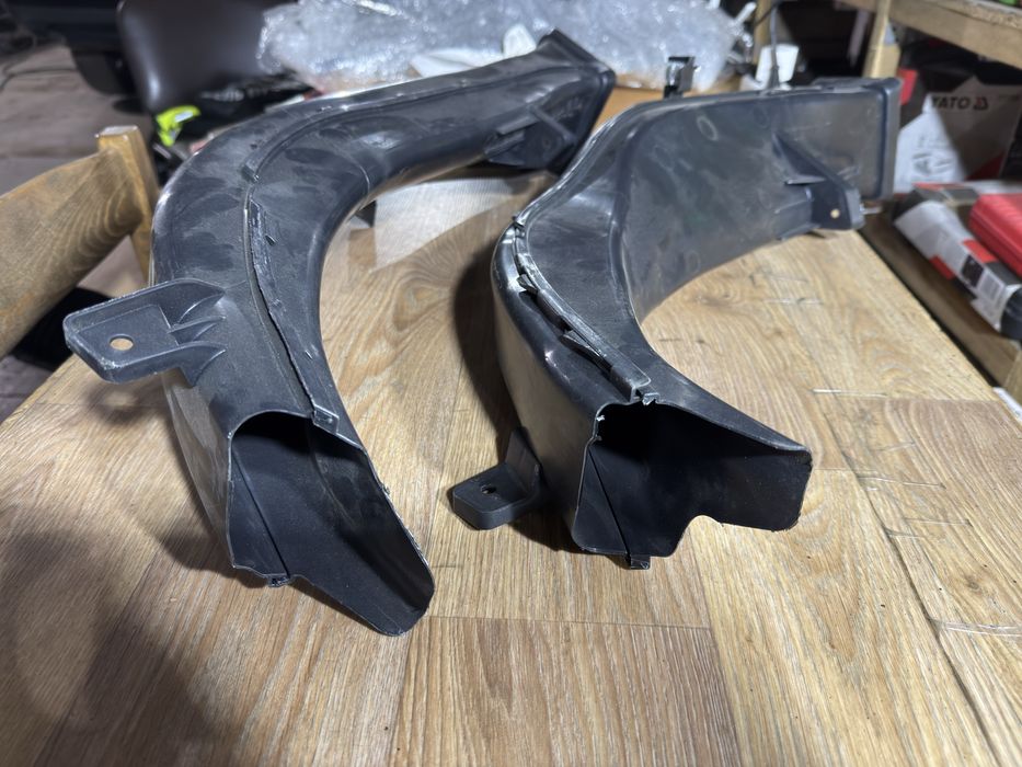 Porsche Комплект повітропроводів гальм 9J1807010 (RH), 9J1807009 (LH)