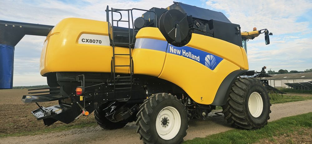 New holland cx 8070