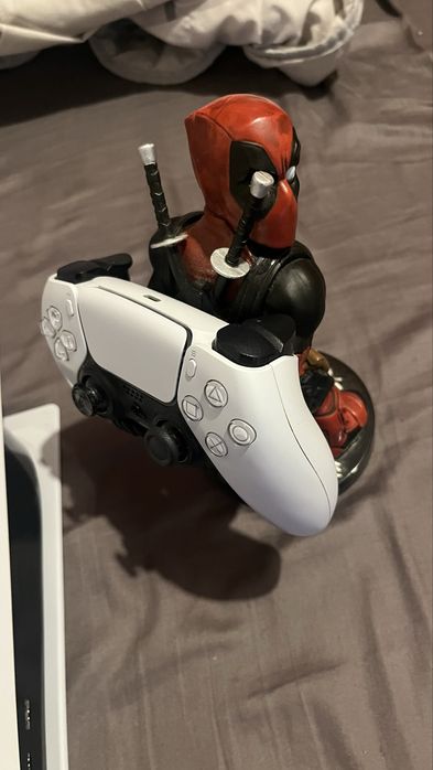 PlayStation 5 825GB com entrada de disco