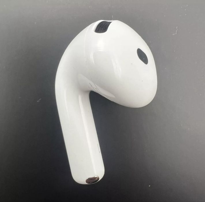Лівий Airpods 4 A3050 A3053 A3058