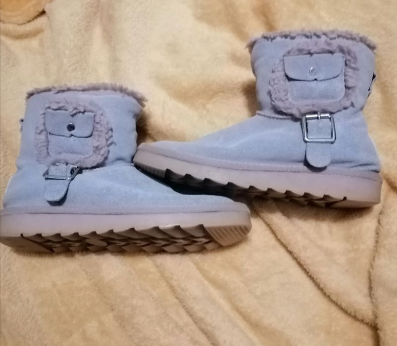 Уггі на дівчинку 35р.