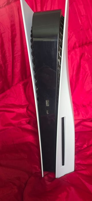 PlayStation 5 Edição com Leitor + 7 Jogos + Comando – Excelente Estado