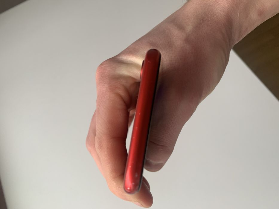 Iphone 8 в гарному стані