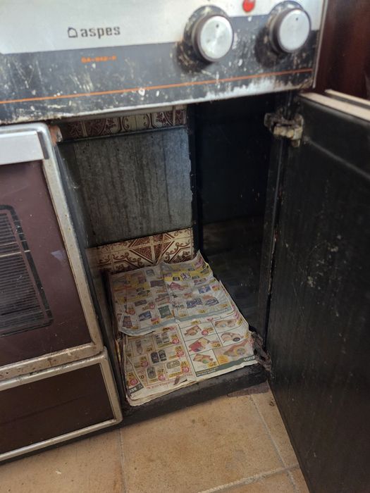 Fogão/forno botija e elétrico (6 bocas)