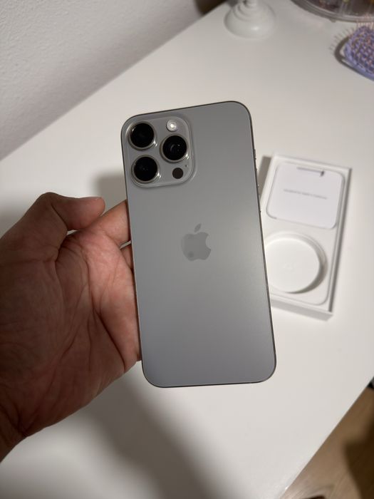 IPHONE 15 PRO MAX 256gb