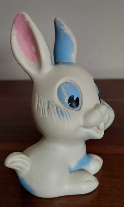 Boneco de borracha que chia muito antigo. Ledraplastic