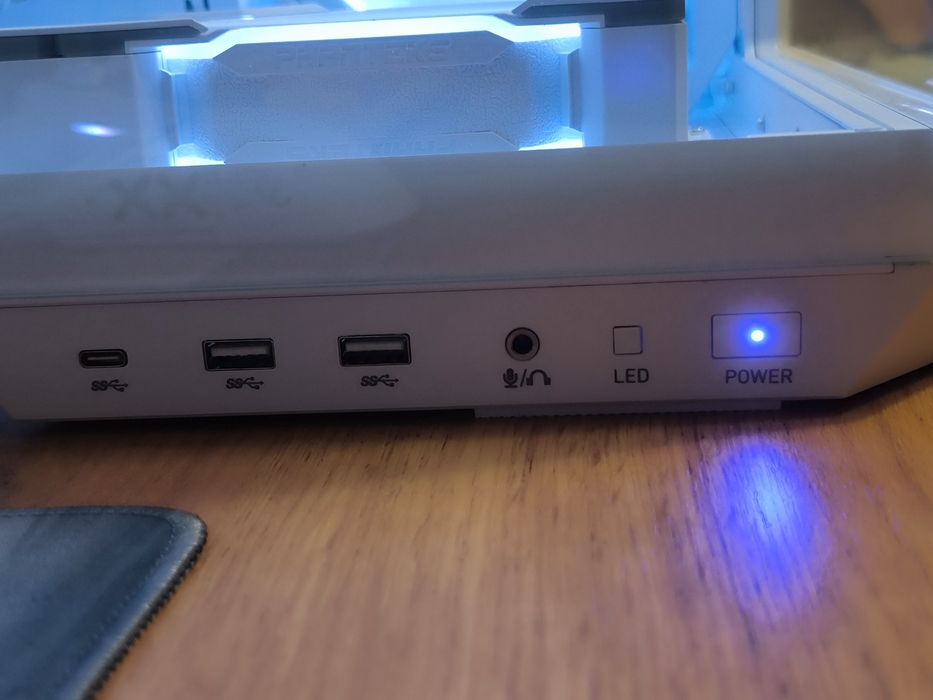 Корпус ПК MSI MAG Pano white