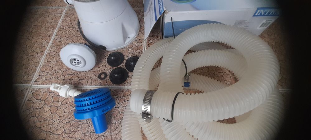 Motor e resguardo para piscina