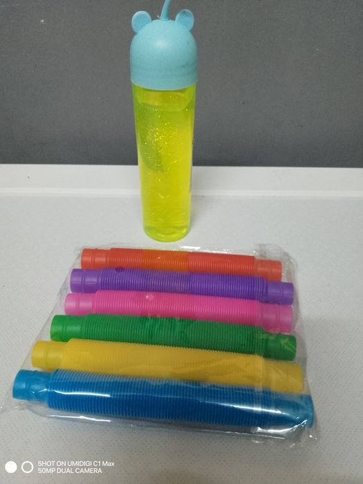 Паровозик на магнітах , потяг, водяні кульки бомбочки, машинки трактор