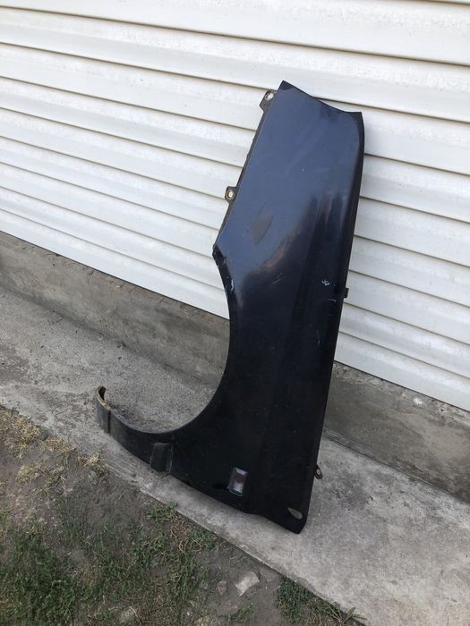Крыло переднее левое гольф 3