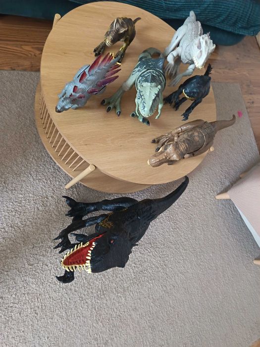 Dinozaury figurki