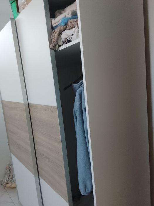 Guarda roupa a venda