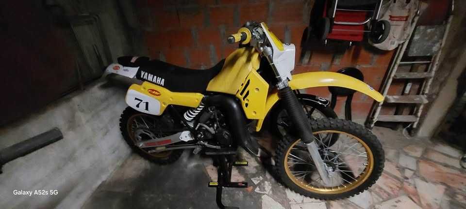 YZ 125 de 1984 -