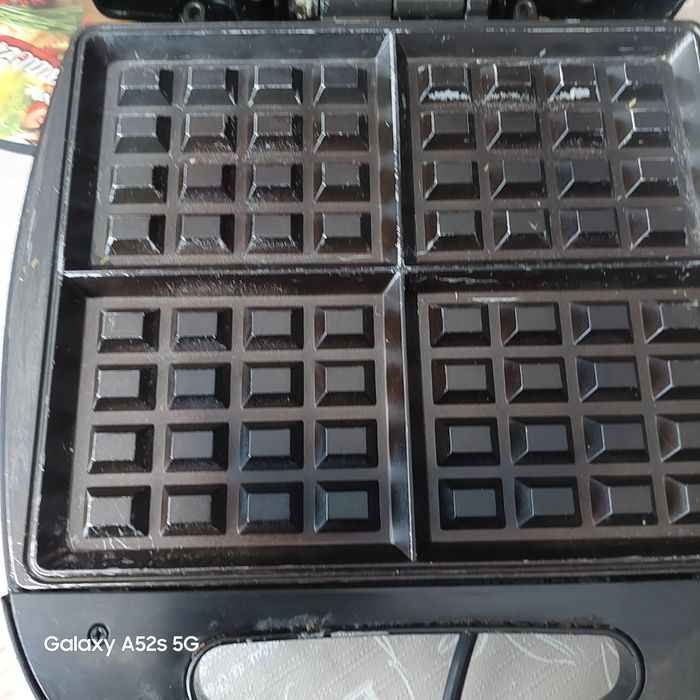 Gofrownica MPM na 4 gofry moc 1100 do 1300 W