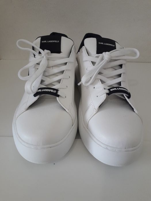 Sapatos branco Marca, Novos e Selados