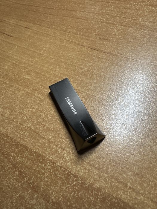 Pendrive Samsung bar 64 GB super szybki