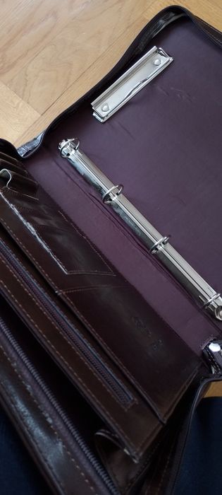 Sprzedam teczkę aktówkę