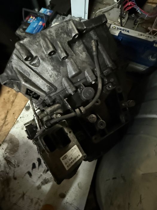 Caixa de velocidades Peugeot 1.6 HDI ano 2012 automático