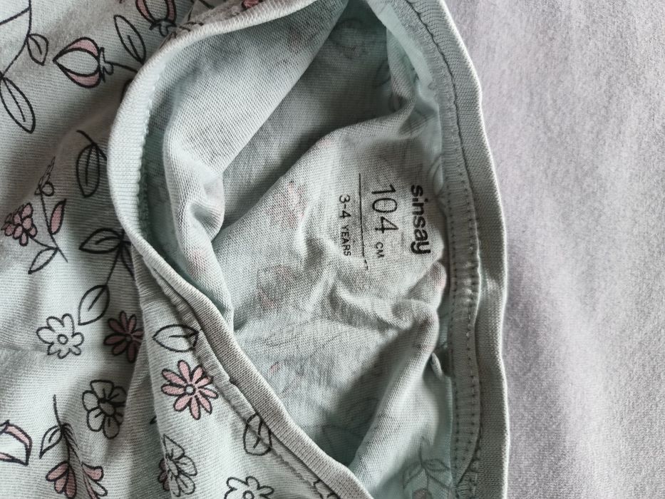 Dwie bluzeczki, roz. 104