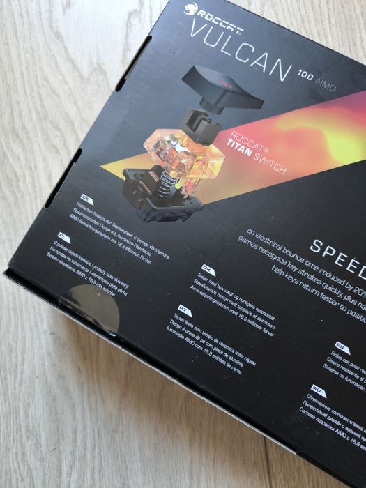 Klawiatura mechaniczna RGB Roccat Vulcan 100 AIMO